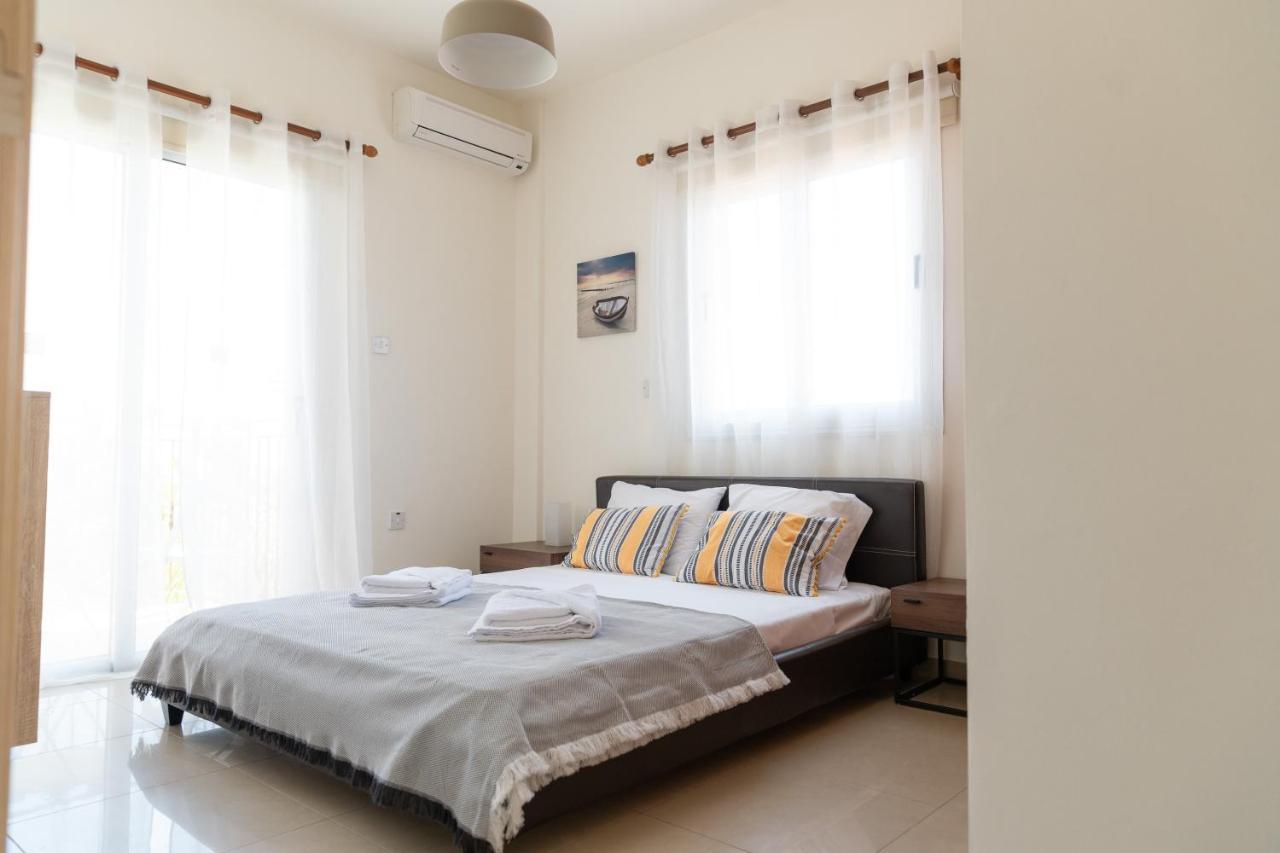 Konnos Villa Ekaterina โปรทาราส ภายนอก รูปภาพ