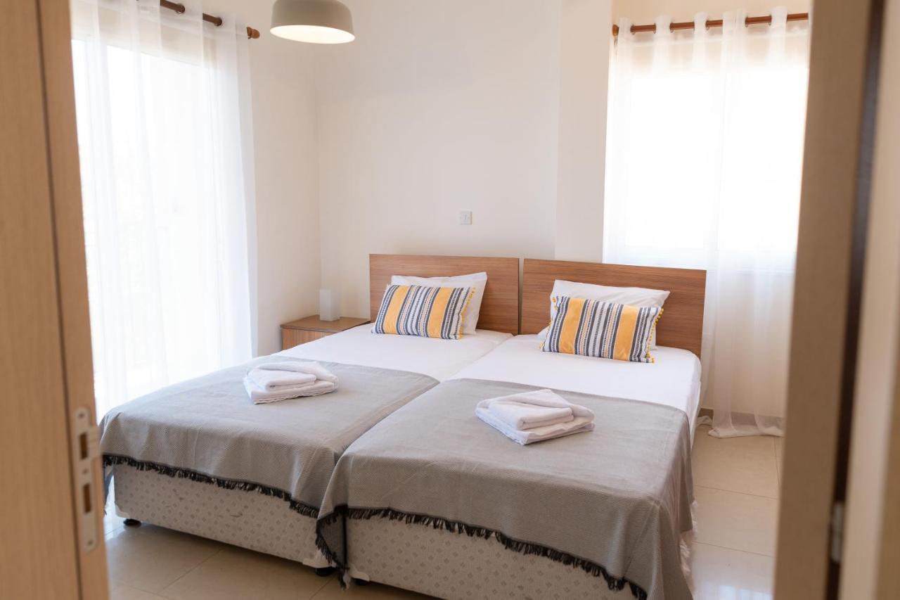 Konnos Villa Ekaterina โปรทาราส ภายนอก รูปภาพ