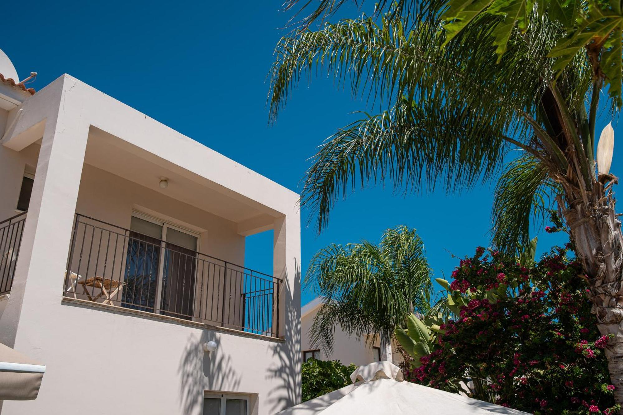 Konnos Villa Ekaterina โปรทาราส ภายนอก รูปภาพ