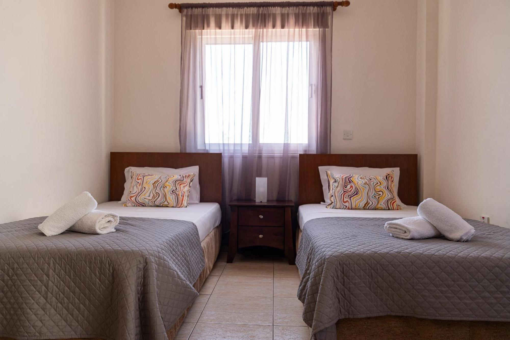 Konnos Villa Ekaterina โปรทาราส ภายนอก รูปภาพ