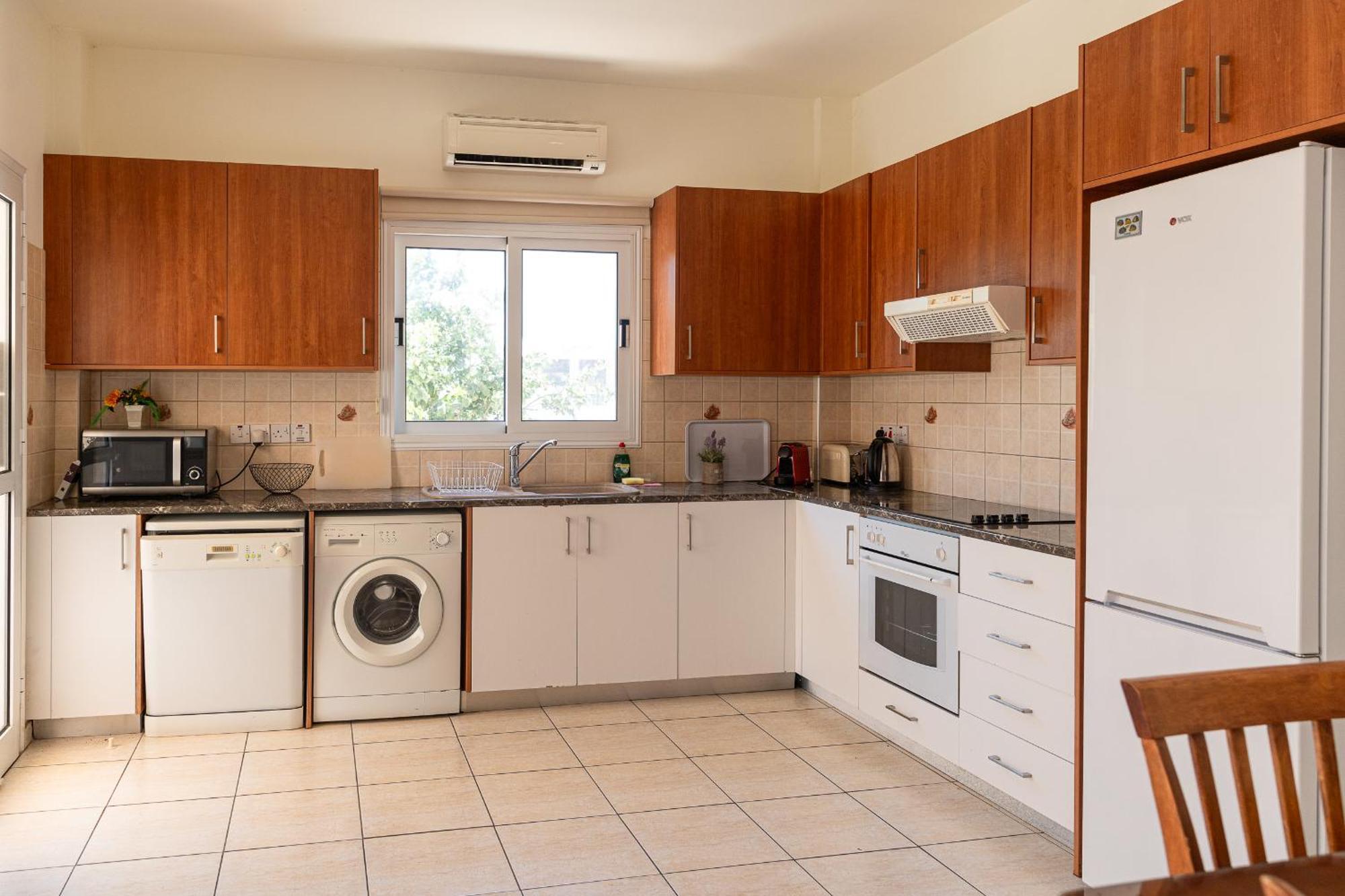 Konnos Villa Ekaterina โปรทาราส ภายนอก รูปภาพ